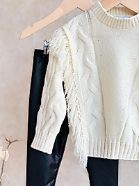 SAÇAK DETAYLI ÖRGÜ TRİKO KAZAK VE DERİ TAYT